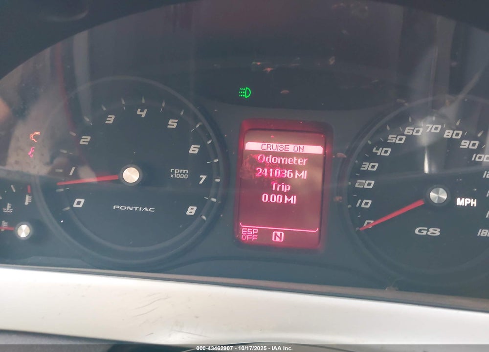 2008 PONTIAC G8 VIN: 6G2ER57758L141918
