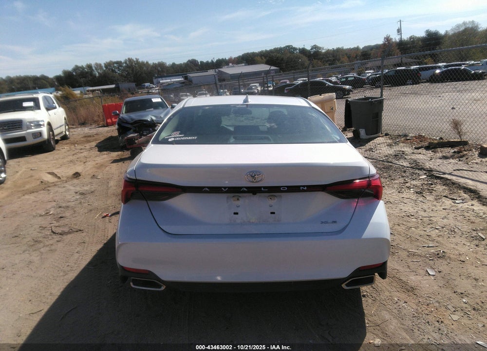 2021 TOYOTA AVALON XLE VIN: 4T1AZ1FB3MU059112