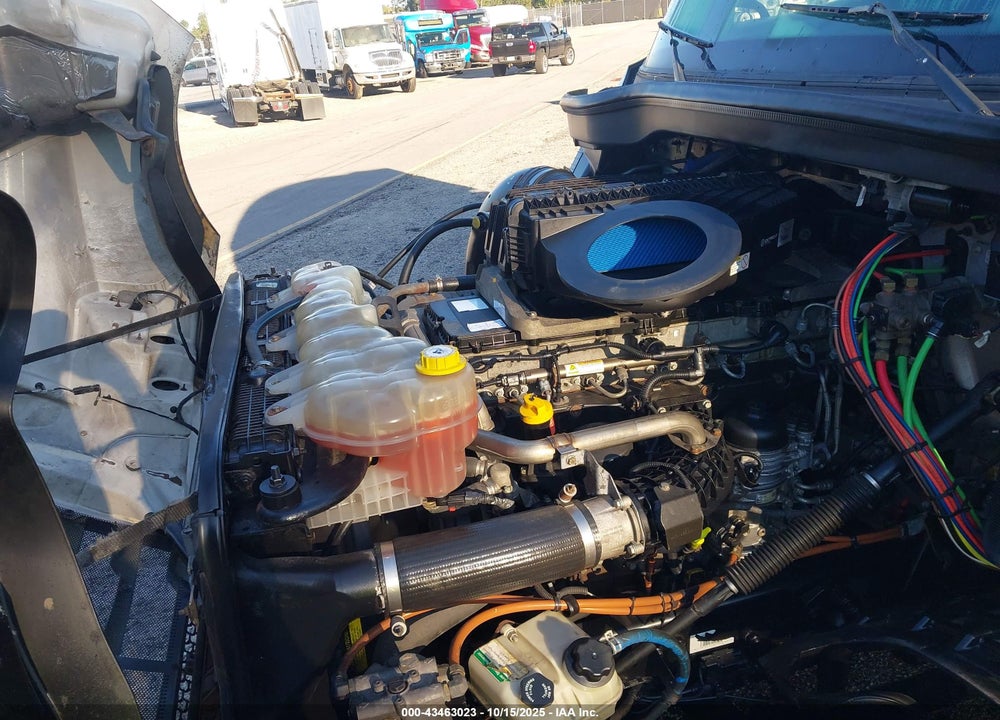 2018 FREIGHTLINER NEW CASCADIA 126 VIN: 3AKJHHDR0JSJP0439