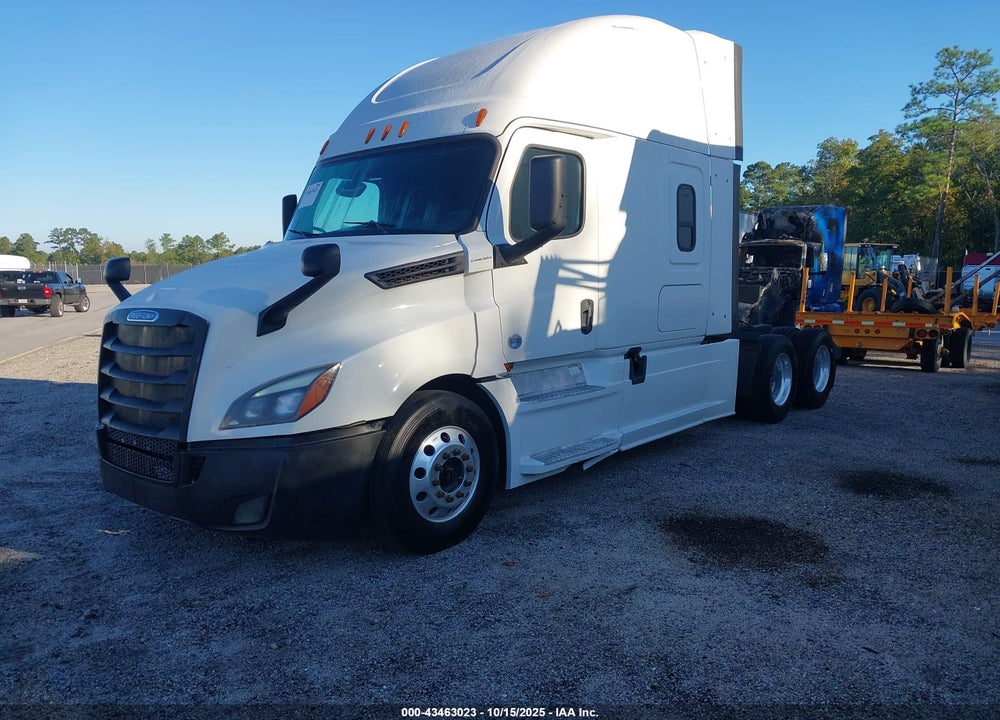 2018 FREIGHTLINER NEW CASCADIA 126 VIN: 3AKJHHDR0JSJP0439