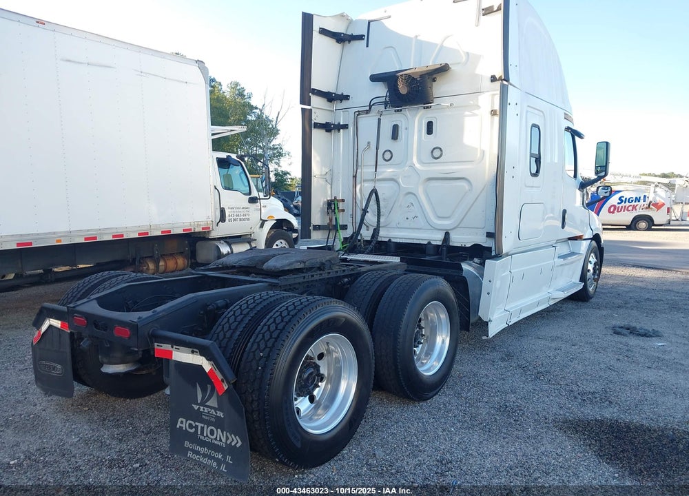 2018 FREIGHTLINER NEW CASCADIA 126 VIN: 3AKJHHDR0JSJP0439
