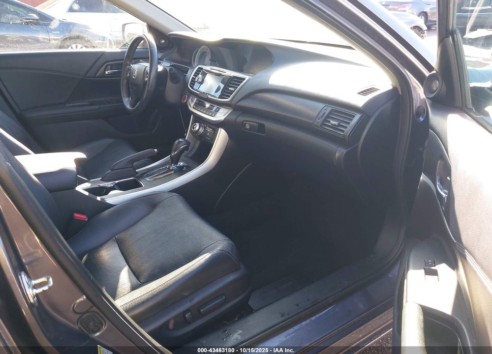 2015 HONDA ACCORD EX-L VIN: 1HGCR2F87FA201782