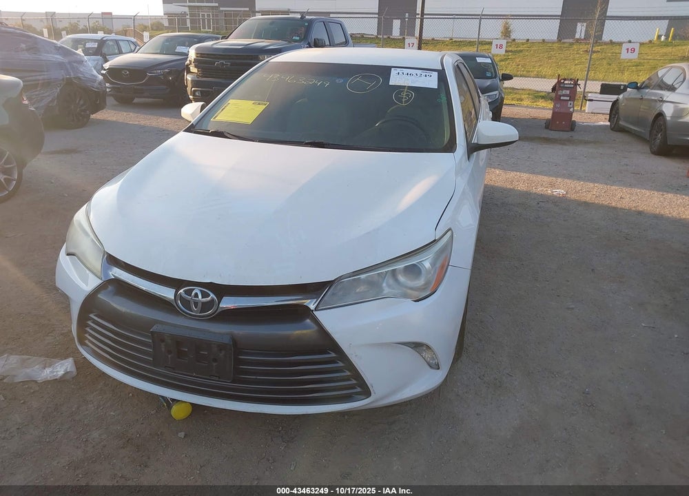 2017 TOYOTA CAMRY LE VIN: 4T1BF1FK0HU729024