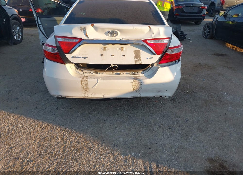 2017 TOYOTA CAMRY LE VIN: 4T1BF1FK0HU729024