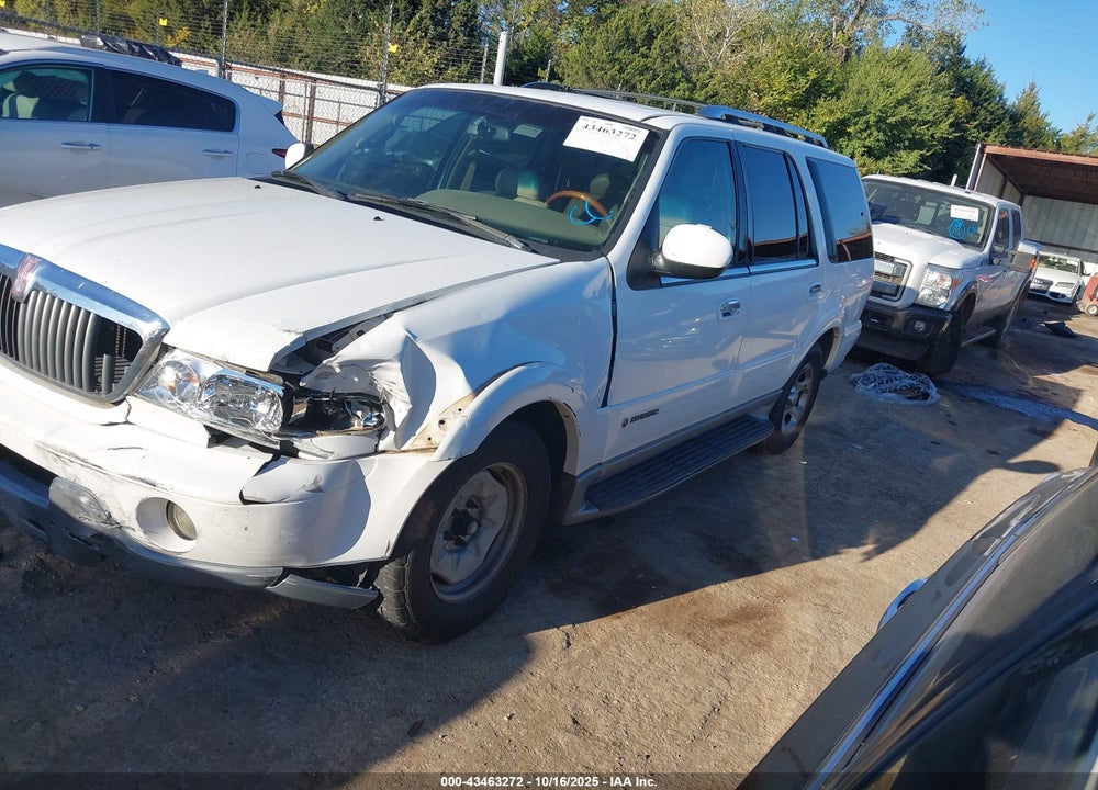 2000 LINCOLN NAVIGATOR VIN: 5LMEU27A7YLJ27786
