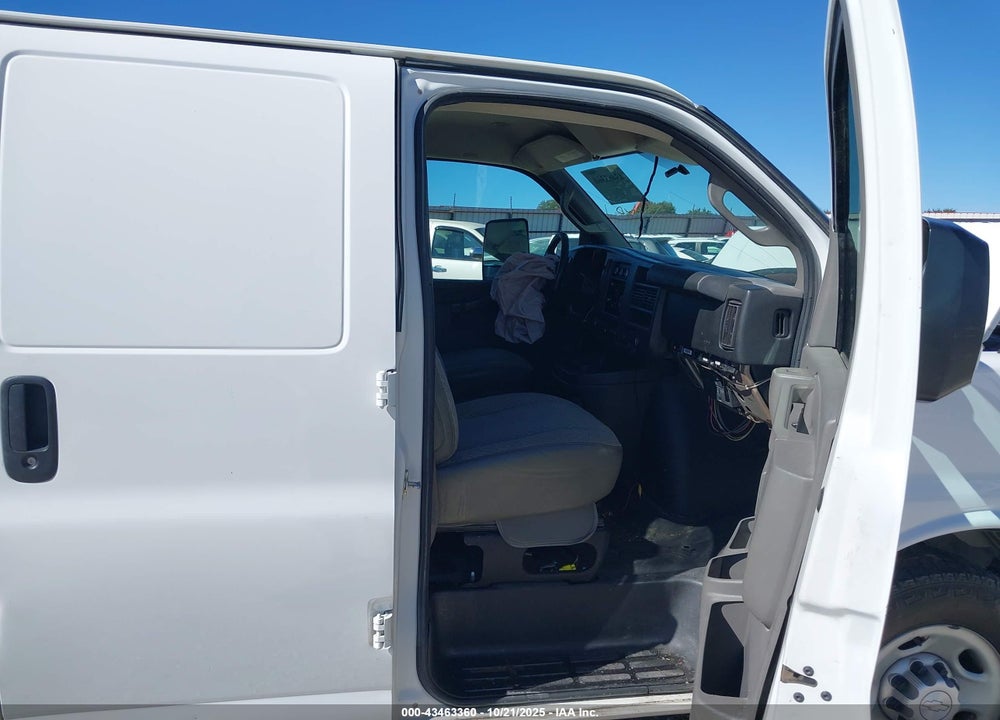 2017 CHEVROLET EXPRESS 2500 WORK VAN VIN: 1GCWGAFG7H1245044