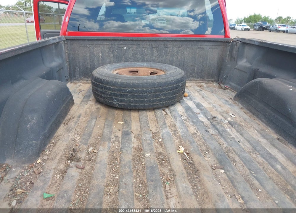 2005 GMC SIERRA 1500HD SLE VIN: 1GTGC13UX5F824411