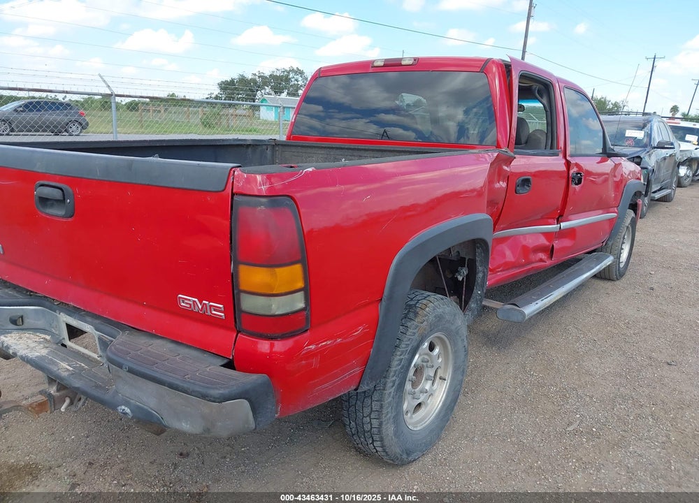 2005 GMC SIERRA 1500HD SLE VIN: 1GTGC13UX5F824411