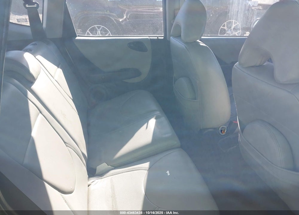 2007 HONDA FIT SPORT VIN: JHMGD38677S041400
