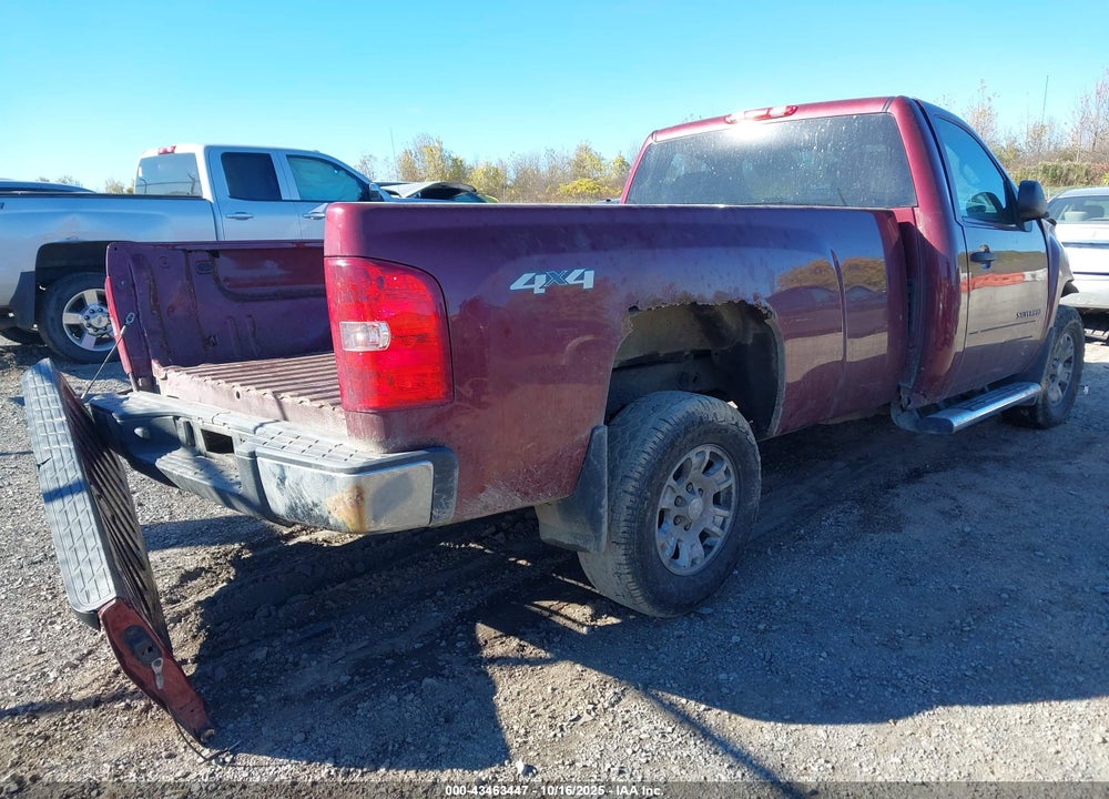 2013 CHEVROLET SILVERADO 1500 LT VIN: 1GCNKSE07DZ302293