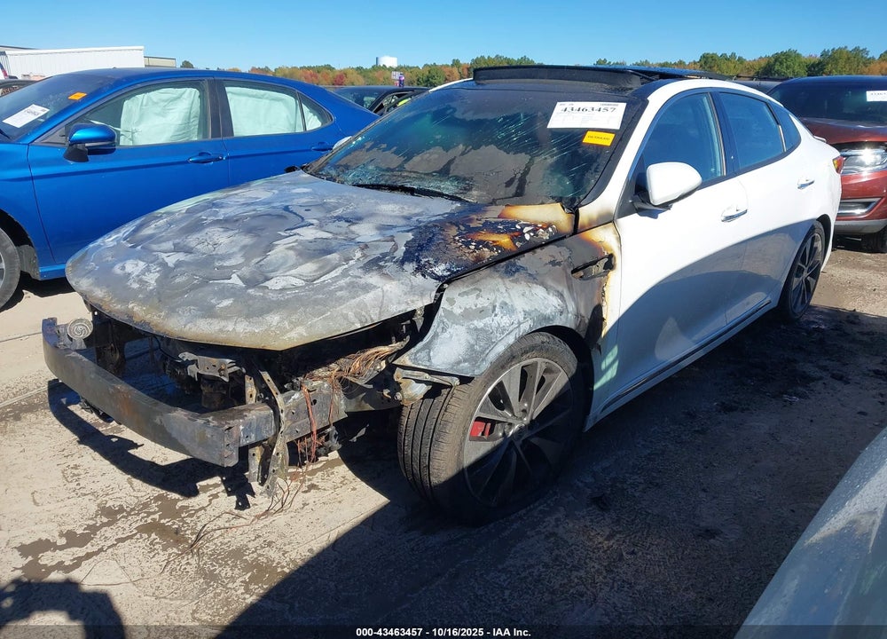 2016 KIA OPTIMA VIN: 5XXGV4L28GG051677