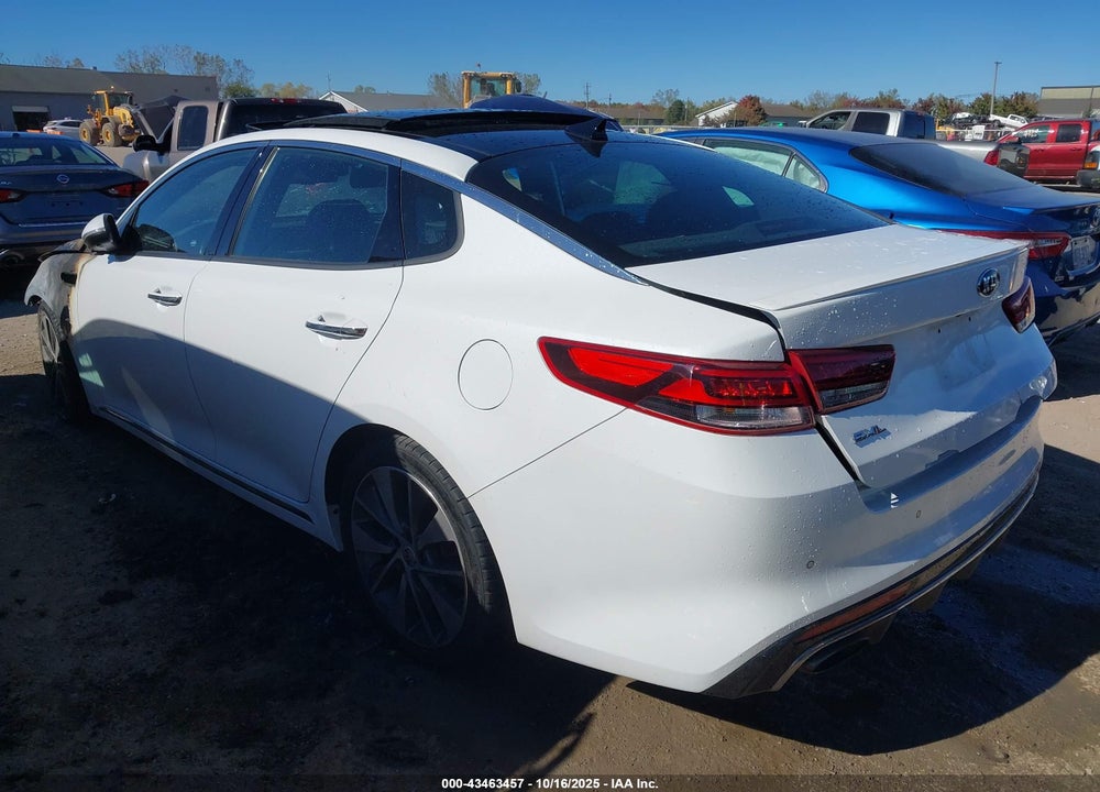 2016 KIA OPTIMA VIN: 5XXGV4L28GG051677