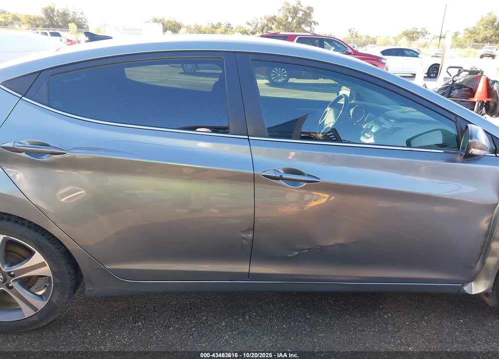 2016 HYUNDAI ELANTRA VIN: KMHDH4AH4GU652558
