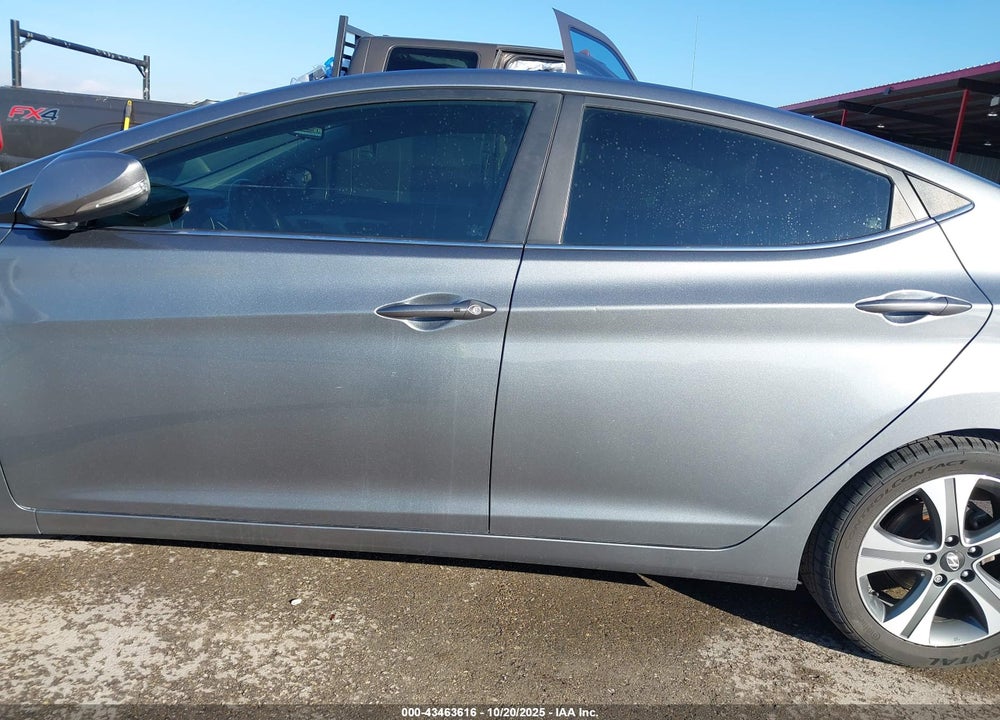 2016 HYUNDAI ELANTRA VIN: KMHDH4AH4GU652558