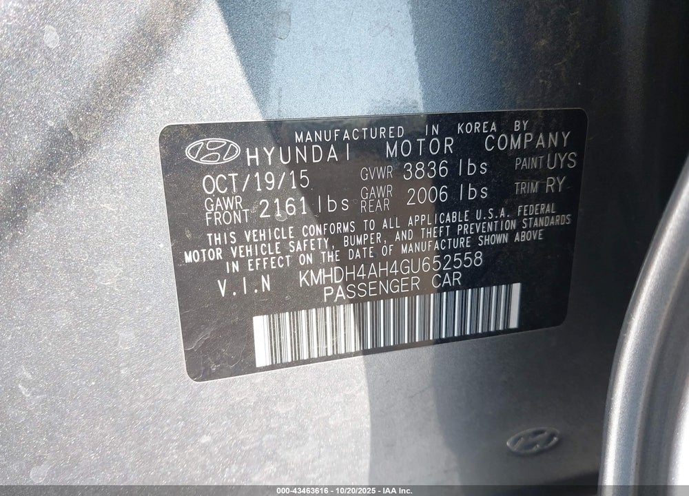 2016 HYUNDAI ELANTRA VIN: KMHDH4AH4GU652558