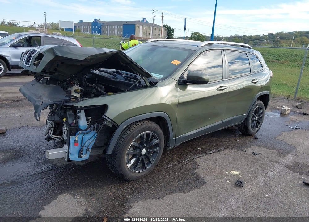 2020 JEEP CHEROKEE LATITUDE FWD VIN: 1C4PJLCB2LD620372