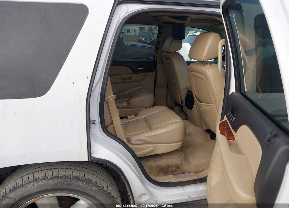 2008 CHEVROLET TAHOE LTZ VIN: 1GNFK13048R166686
