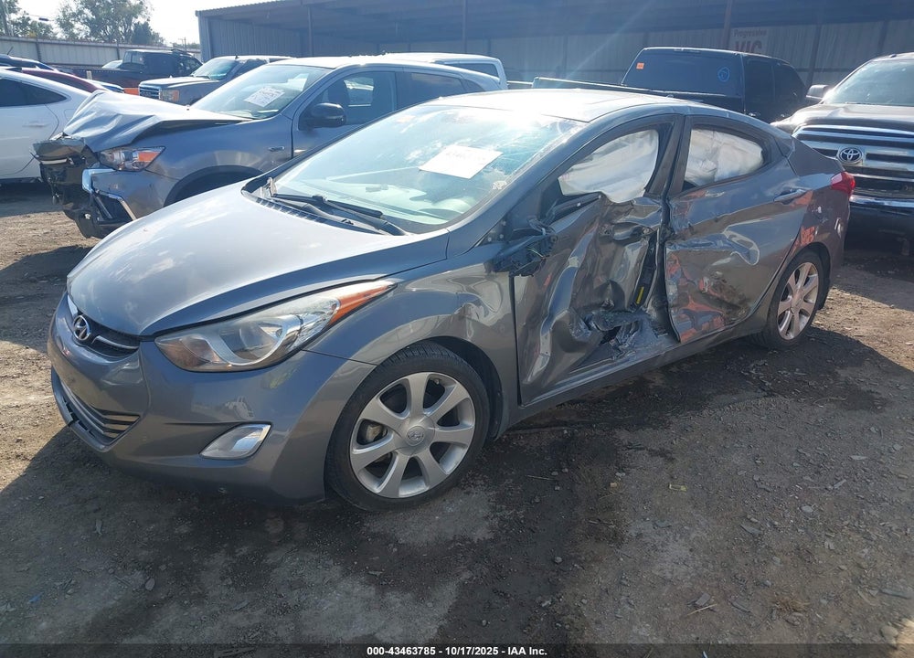 2013 HYUNDAI ELANTRA VIN: 5NPDH4AE6DH412055