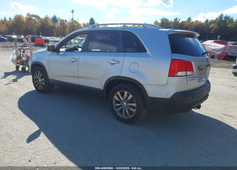 2011 KIA SORENTO EX V6 VIN: 5XYKUDA20BG034702