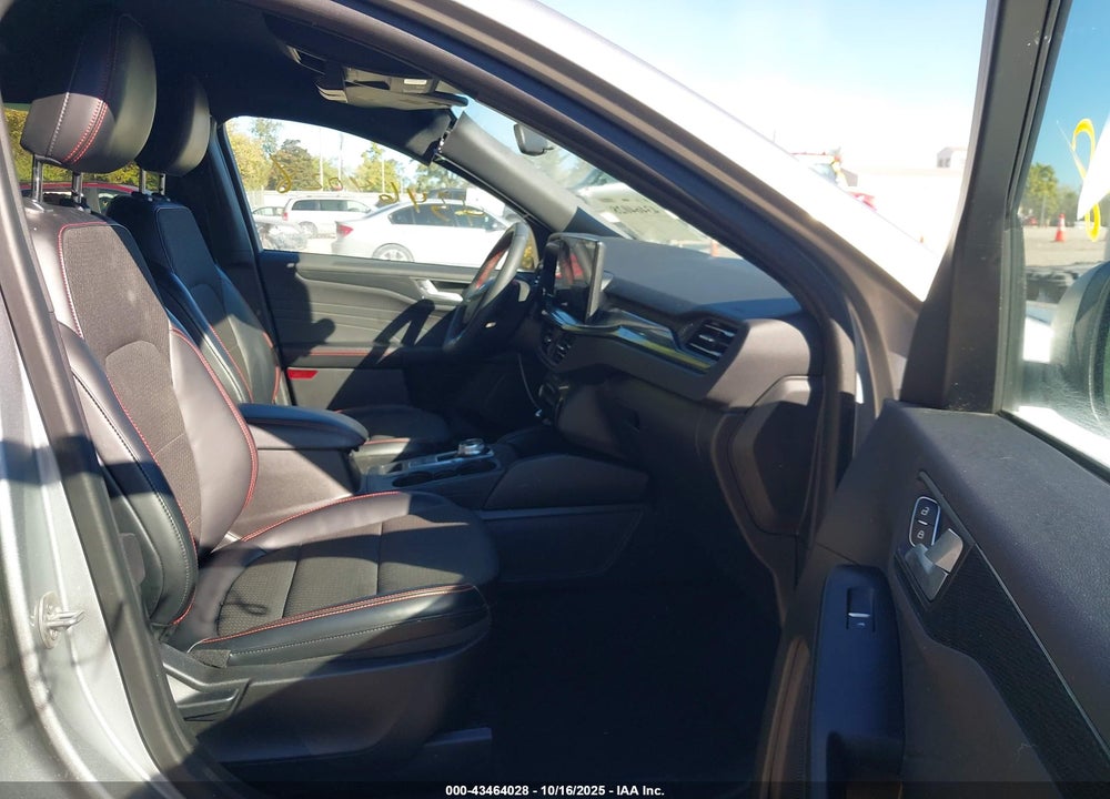 2023 FORD ESCAPE ST LINE VIN: 1FMCU0MN7PUA96392