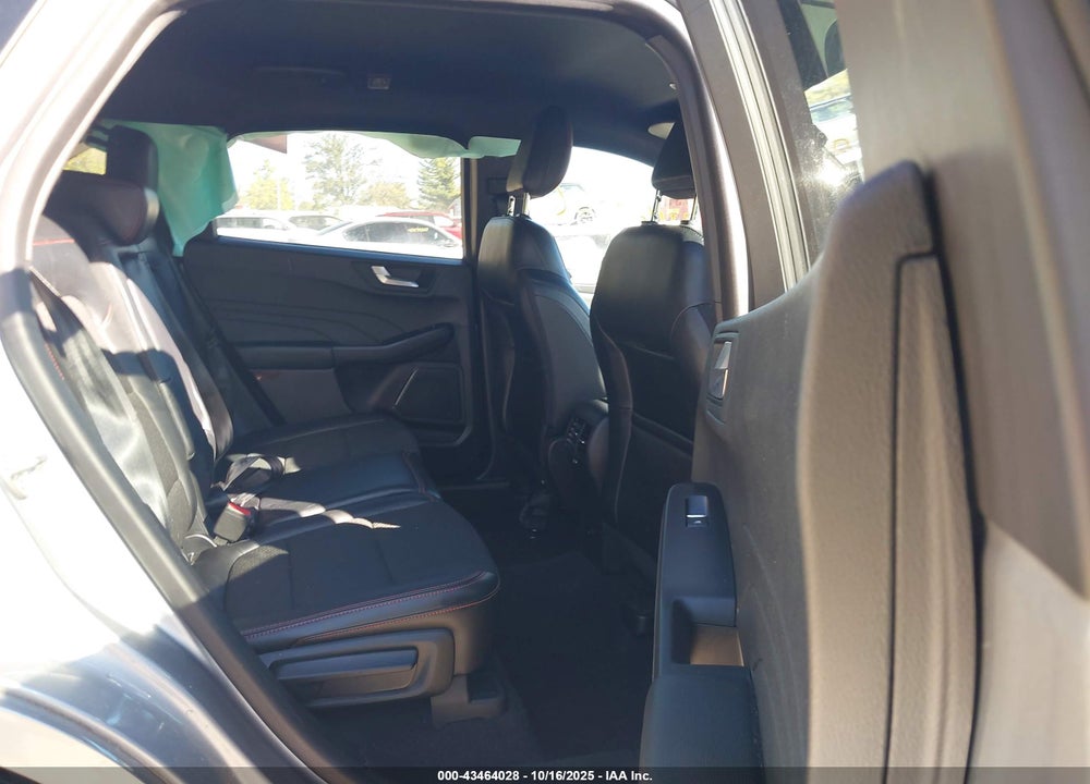 2023 FORD ESCAPE ST LINE VIN: 1FMCU0MN7PUA96392