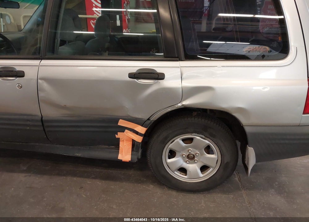 2002 SUBARU FORESTER L VIN: JF1SF63562H754466