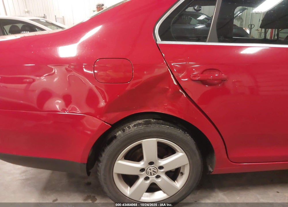 2008 VOLKSWAGEN JETTA VIN: 3VWRM81K08M097636