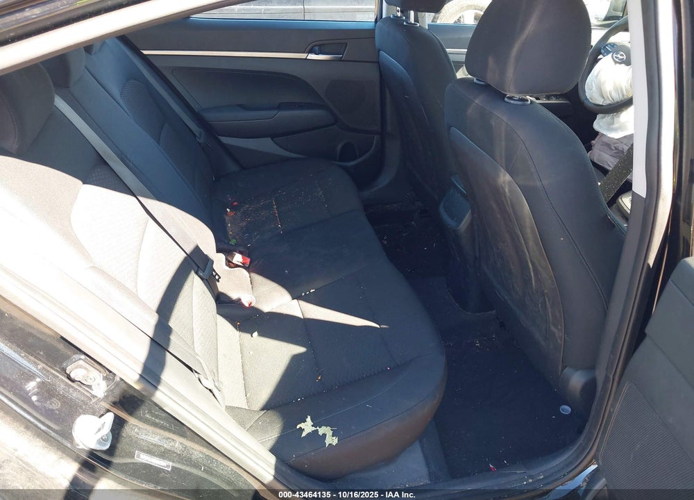 2019 HYUNDAI ELANTRA VIN: 5NPD74LF6KH443974