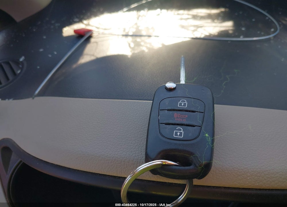 2013 KIA RIO VIN: KNADM5A31D6312579
