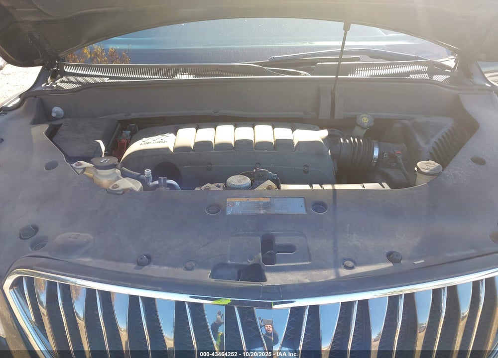 2016 BUICK ENCLAVE VIN: 5GAKVBKD1GJ264453