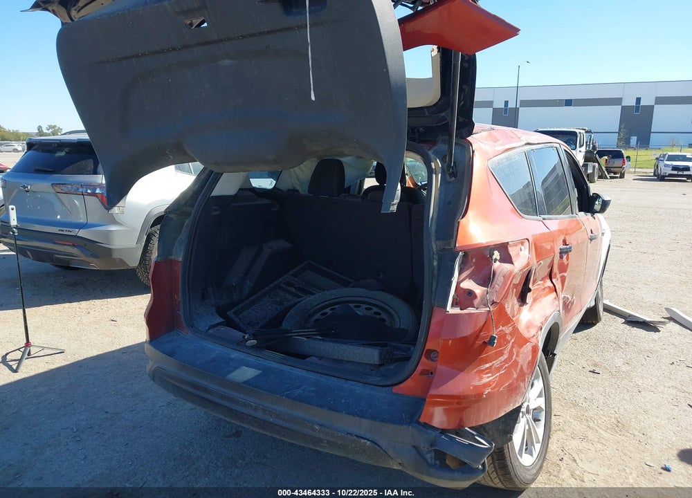 2019 FORD ESCAPE VIN: 1FMCU0F77KUC03092