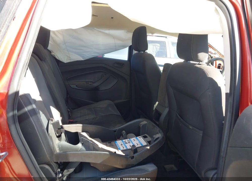 2019 FORD ESCAPE VIN: 1FMCU0F77KUC03092