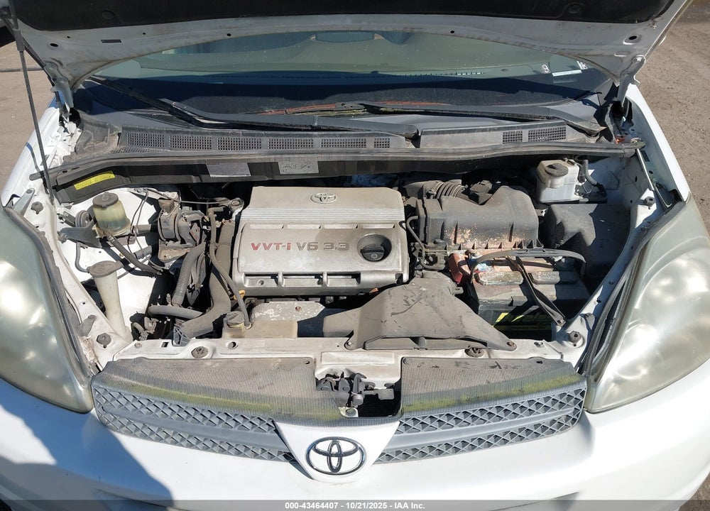 2005 TOYOTA SIENNA XLE VIN: 5TDZA22C95S374781