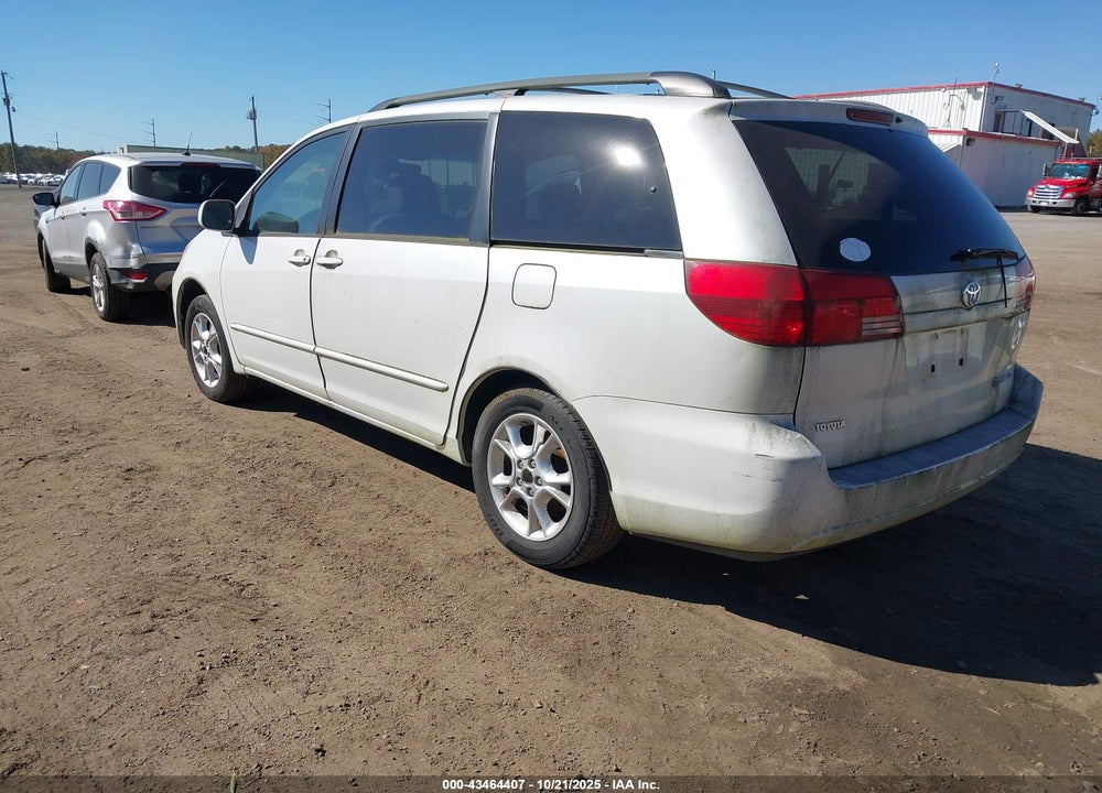 2005 TOYOTA SIENNA XLE VIN: 5TDZA22C95S374781