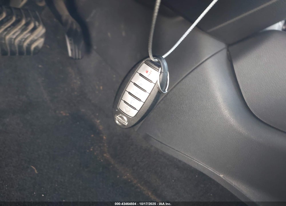 2019 NISSAN ROGUE VIN: JN8AT2MT5KW266436