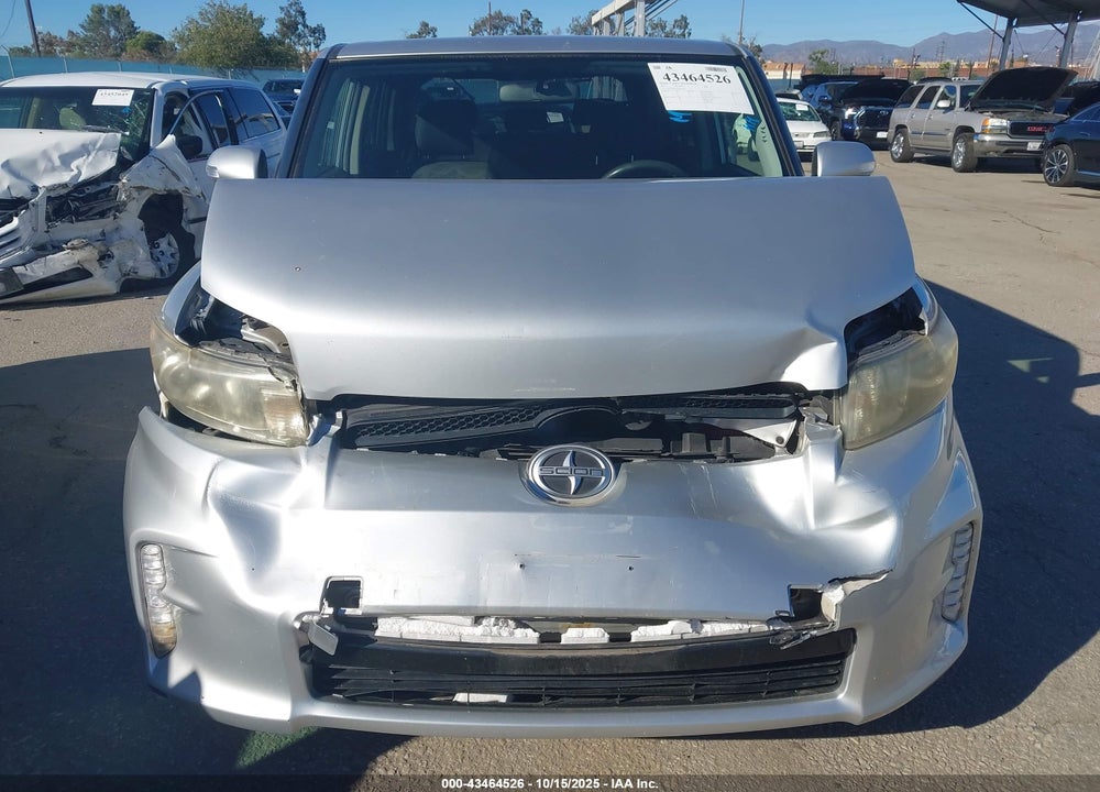 2013 SCION XB VIN: JTLZE4FE5DJ043403