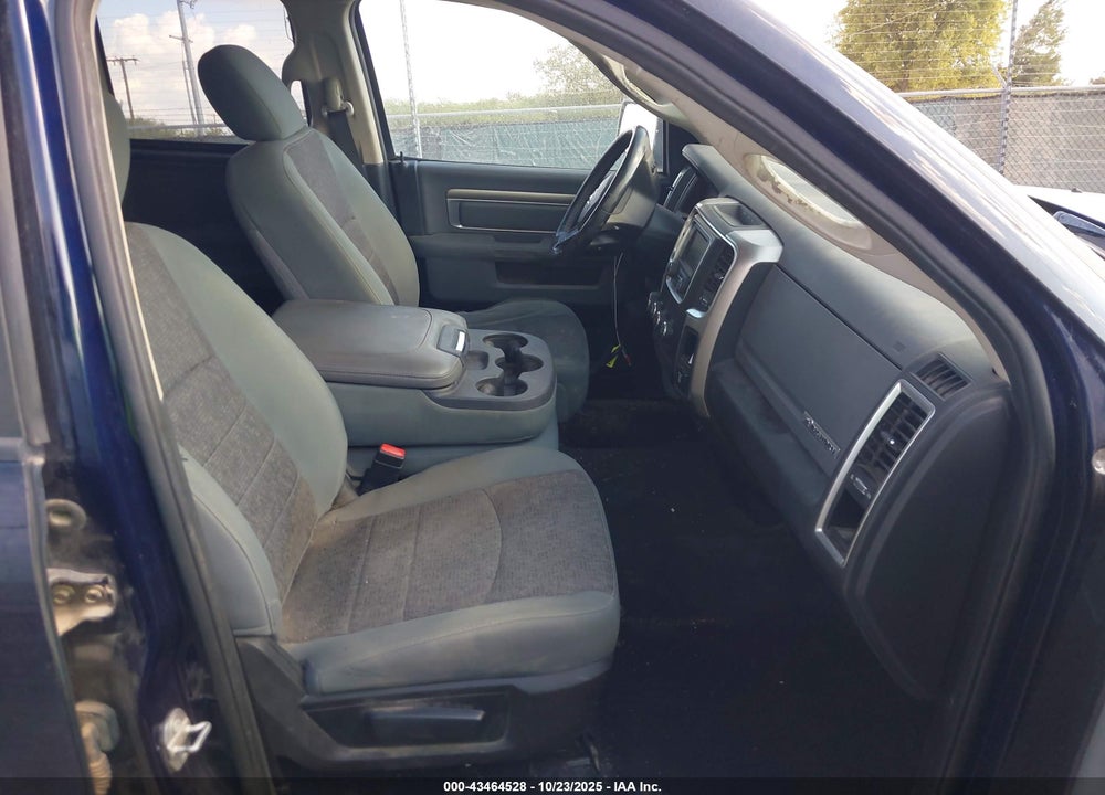 2016 RAM 1500 BIG HORN VIN: 1C6RR7GT1GS378050