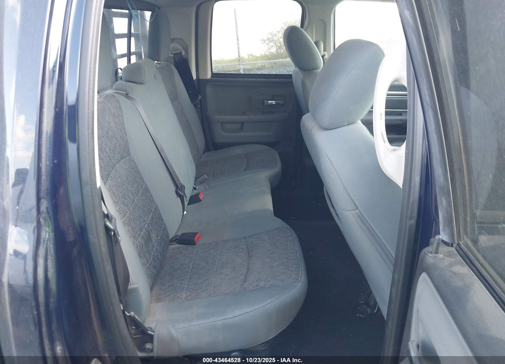 2016 RAM 1500 BIG HORN VIN: 1C6RR7GT1GS378050