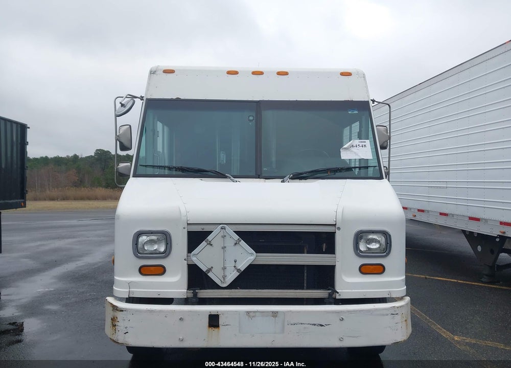 2001 FREIGHTLINER CHASSIS M LINE WALK-IN VAN VIN: 4UZAANBW11CJ22295