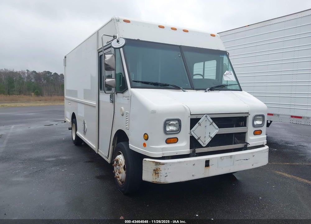 2001 FREIGHTLINER CHASSIS M LINE WALK-IN VAN VIN: 4UZAANBW11CJ22295