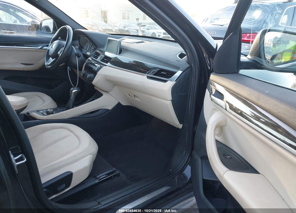 2018 BMW X1 SDRIVE28I VIN: WBXHU7C32J5H42562
