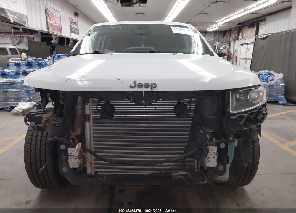 2014 JEEP GRAND CHEROKEE VIN: 1C4RJFBG4EC347211