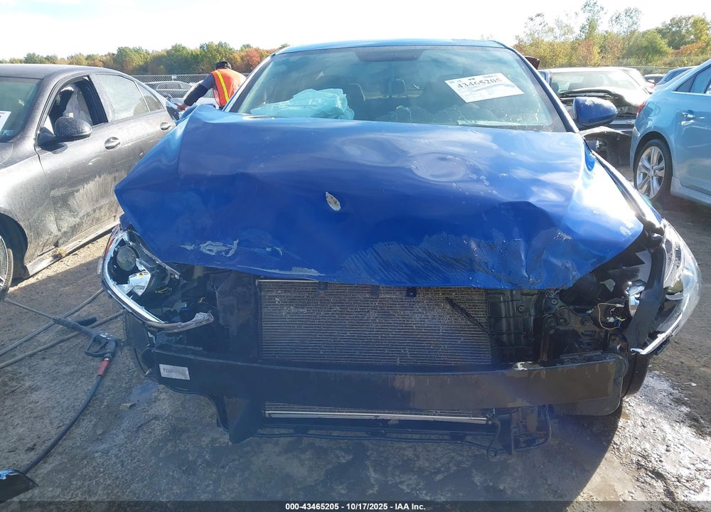 2018 HYUNDAI ELANTRA SE VIN: 5NPD74LF8JH390242