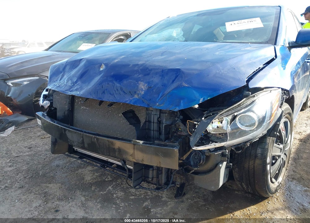 2018 HYUNDAI ELANTRA SE VIN: 5NPD74LF8JH390242