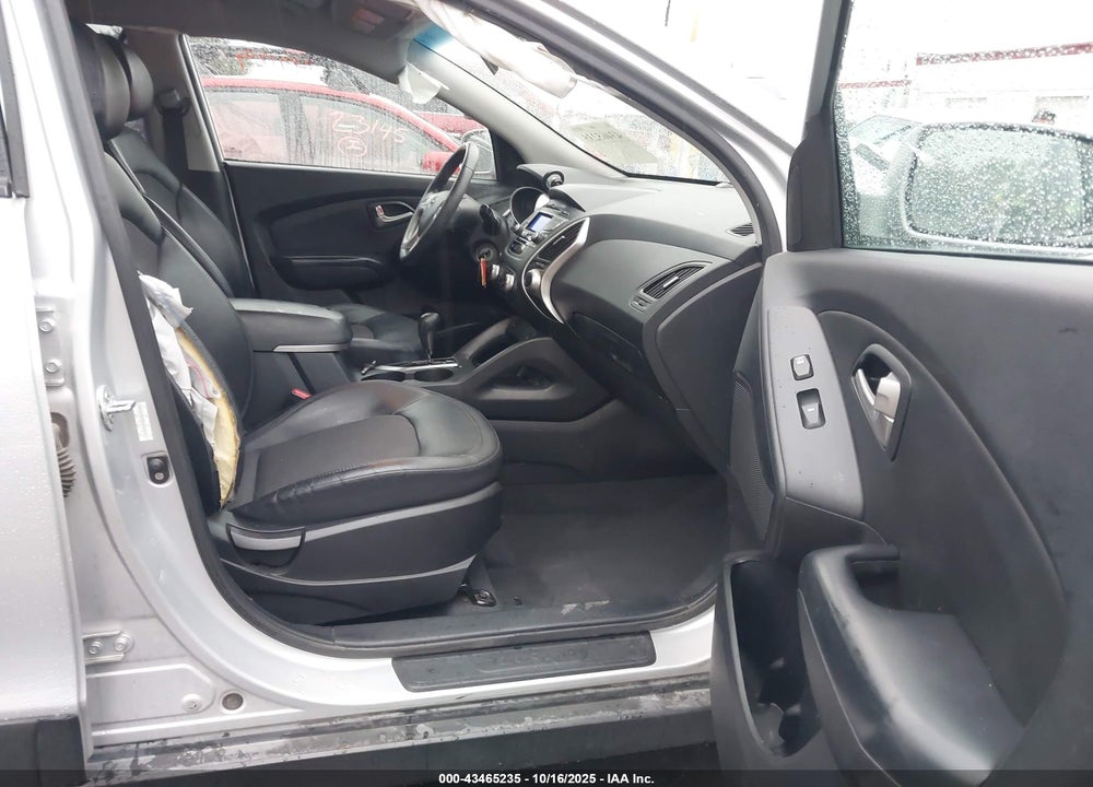 2013 HYUNDAI TUCSON GLS VIN: KM8JUCAC2DU632477
