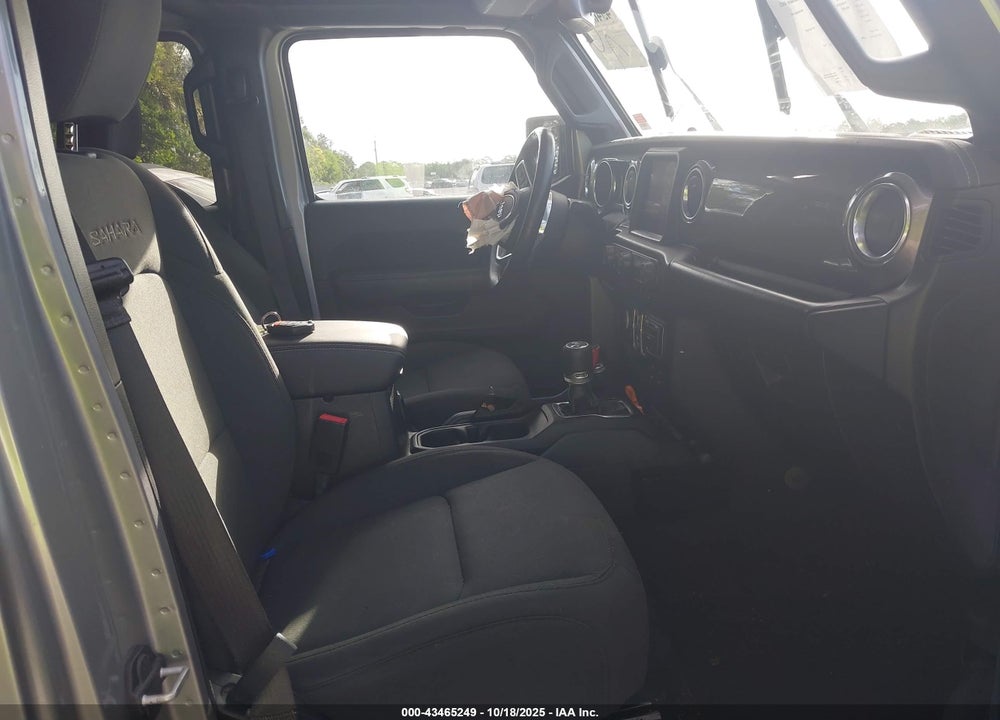 2019 JEEP WRANGLER UNLIMITED SAHARA 4X4 VIN: 1C4HJXEG9KW571839