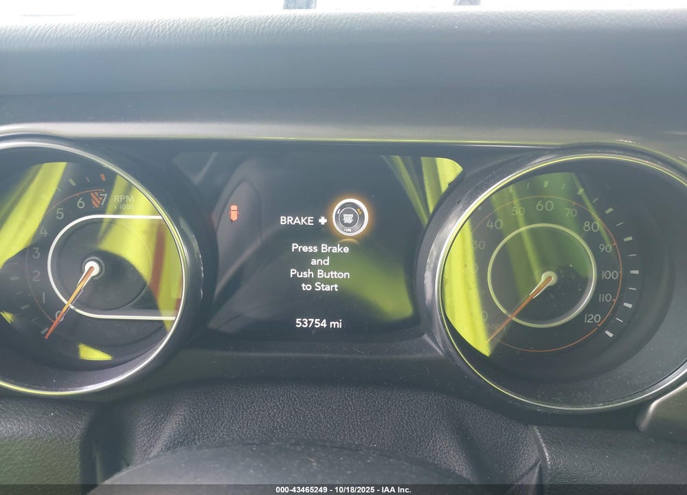 2019 JEEP WRANGLER UNLIMITED SAHARA 4X4 VIN: 1C4HJXEG9KW571839