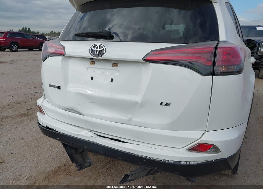 2018 TOYOTA RAV4 VIN: JTMZFREVXJJ195776
