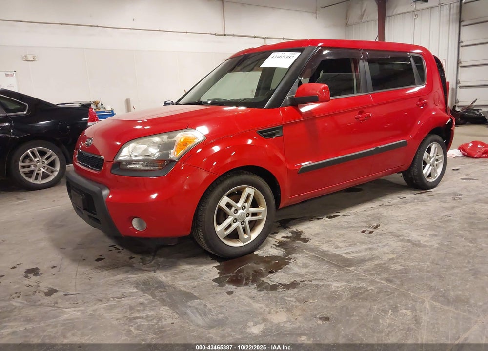 2011 KIA SOUL VIN: KNDJT2A28B7330924