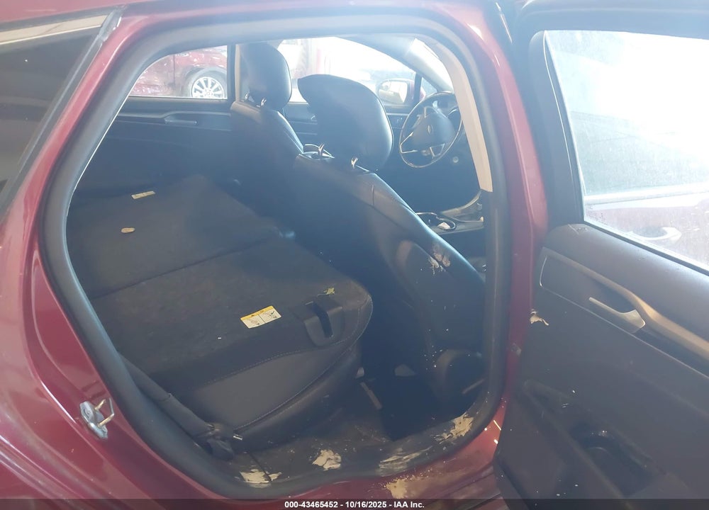 2015 FORD FUSION SE VIN: 3FA6P0HD6FR143420